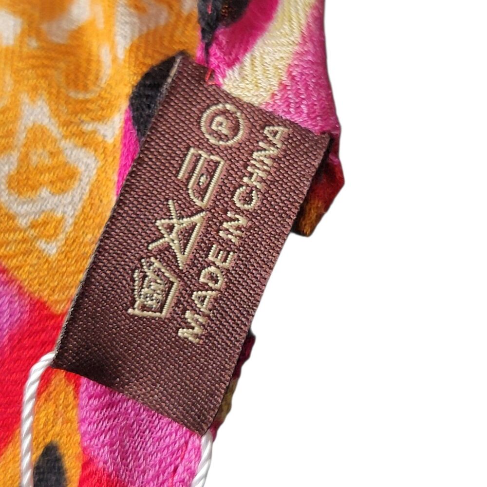Dana Xu Paisley Scarf Wool Silk Pink Wrap Shawl Large Women's 50" x 46" NWT Boho - Picture 5 of 7